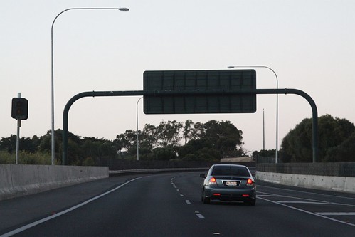 Driving down the Southern Expressway - it only *looks* like I'm going the wrong way