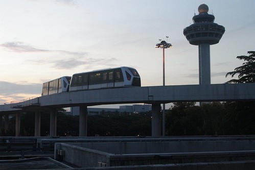 Automated people mover headed between Terminals 2 and 3