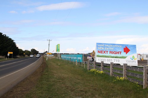 Entrance to Warralily Estate at the corner of Charlemont Road and Barwon Heads Road