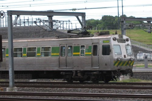 Passing another Hitachi on the up into Flinders Street