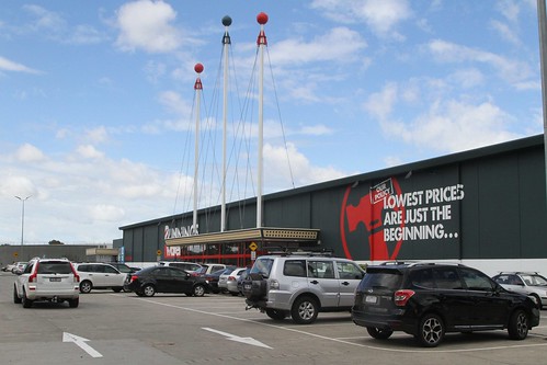 Ex-Hardwarehouse store converted into a Bunnings Warehouse store at Notting Hill