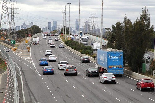 Cleanaway rubbish truck on the West Gate Freeway in Brooklyn