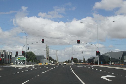 Upgraded intersection at Boundary Road and Palmers Road