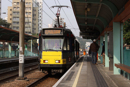 Phase 1 LRV 1044 arrives at San Hui on route 614P