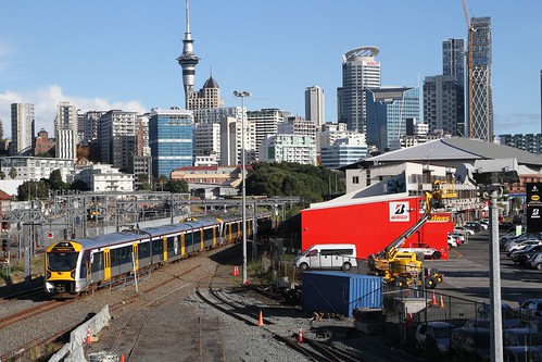 Auckland AM class EMU AMP917 departs the Auckland CBD on an Eastern Line service at The Strand