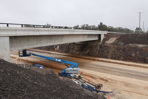 New road overpass at Hopetoun Park Road