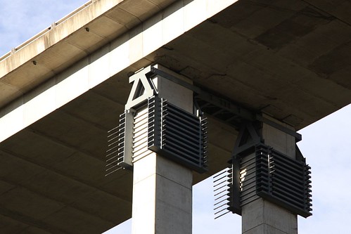 Added bracing to the Douglas Park Bridges over the Nepean River