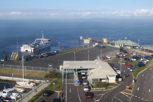 'Peninsula Princess' departs Queenscliff