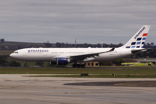 Strategic takeoff from Melbourne Airport runway 09