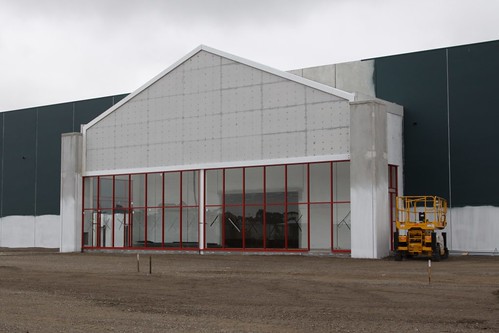 Entrance to a brand new Bunnings Warehouse store