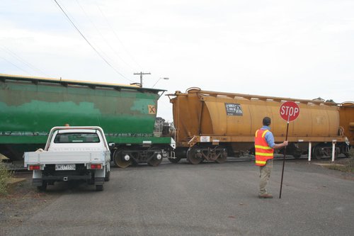 Level crossing protection on the Grain Loop