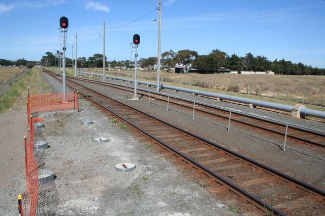 Platform extension at the down end