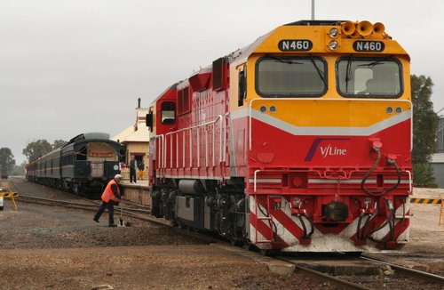 Running N460 around the train at Tocumwal for the push pull shuttle