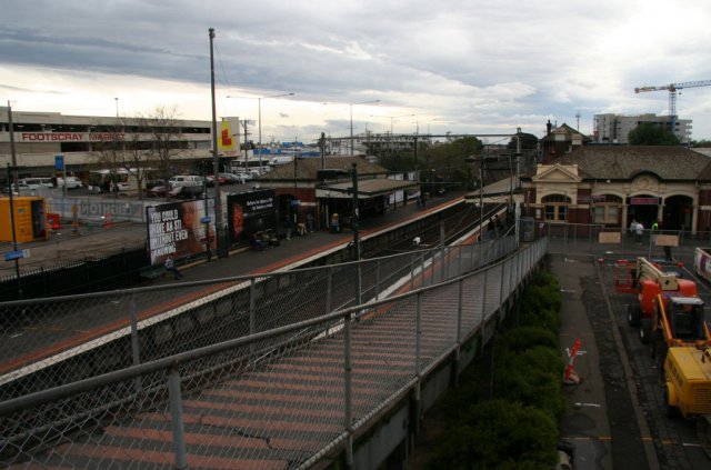 Ramp down to platform 2, closed to public access, soon to be removed