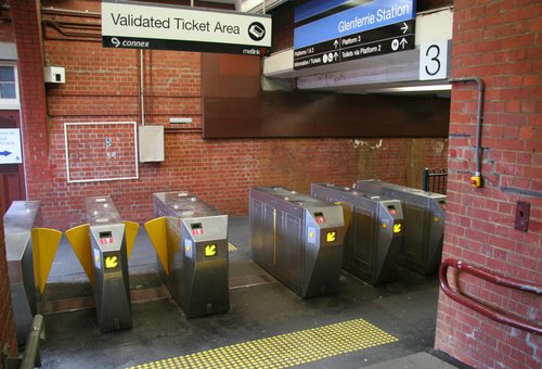 Metcard barriers at Glenferrie station