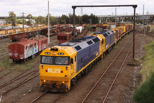 BL29 leads BL34 off the reversing loop bound for Long Island