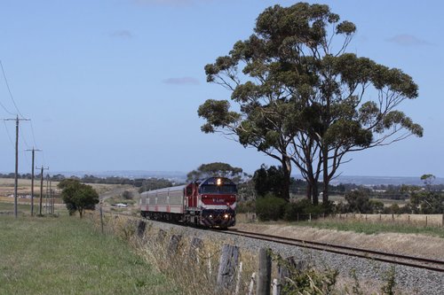 N458 leads a down train out of Grovedale