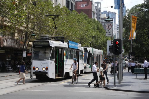 Z1.78 stops for passengers outside Melbourne Town Hall