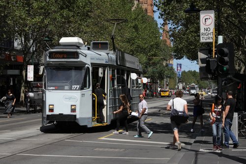 Northbound Z3.177 picks up passengers on the corner of Swanston and Bourke