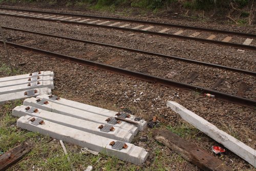 Low profile concrete sleepers at Hawksburn