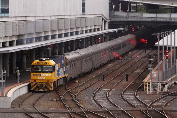 A shorter train this time: NR51 manages to fit into the platform without fouling the signal