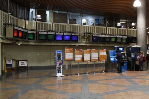 Red, green, blue and black: nothing on the next train displays at Flagstaff station