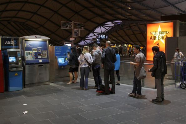 Queue for the Myki ticket machine, none for the Metcard equivalent