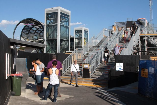 Northern stairs up to the temporary footbridge