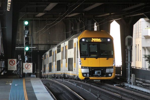 Waratah set A33 arrives into Circular Quay station on the City Inner