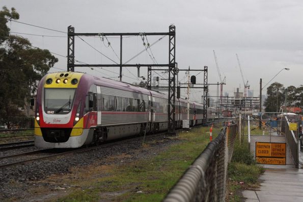 VLocity 3VL42 and classmate on the down at West Footscray