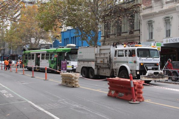 Recovery vehicle R10 ready to pull tram Z3.229 back onto the rails