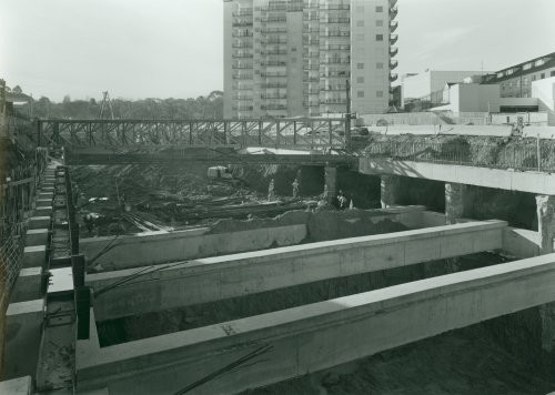 Excavations for cut  cover works at Grant Street May 1998 (Ian Harrison Hill)