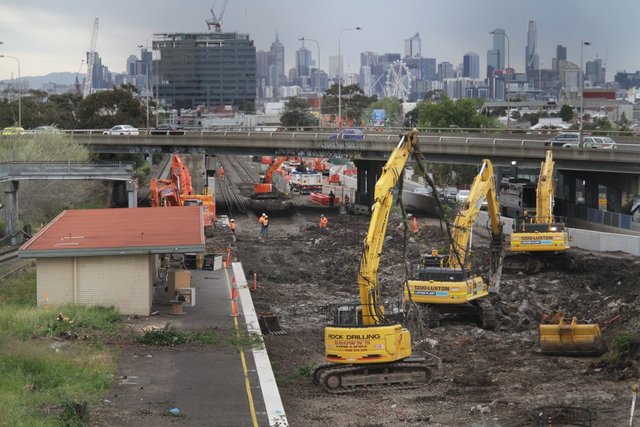 Removing trees from the former up platform