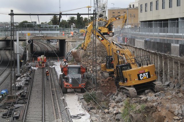 Widening the cutting to make room for the RRL track pair