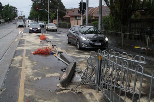 Overview of the smashed safety zone fence