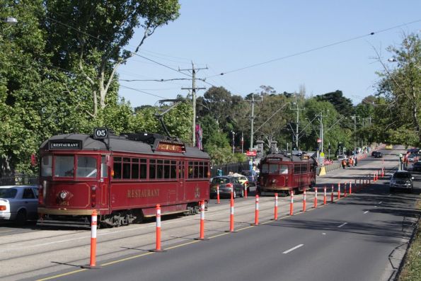 SW6.964 and SW6.935 arrive at Flemington Racecourse with a special breakfast run