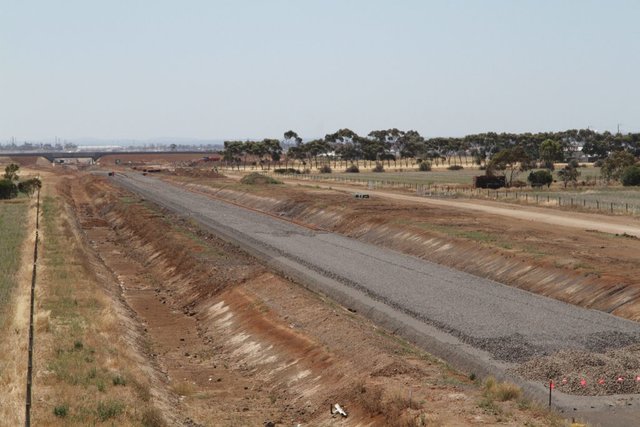 Looking down the gravel trackbed towards Melbourne at Tarneit Road