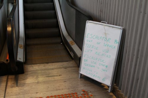 Notice that the escalator to North Melbourne platform 6 is broken yet again