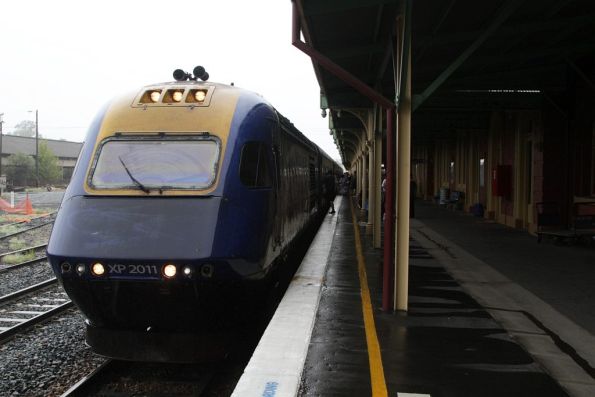 Power car XP2011 leading the Sydney-bound XPT at Albury