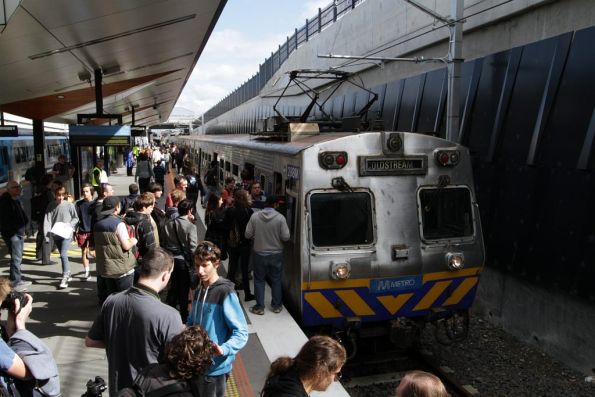 'Coldstream' on the destination roll of 288M during the South Morang stop