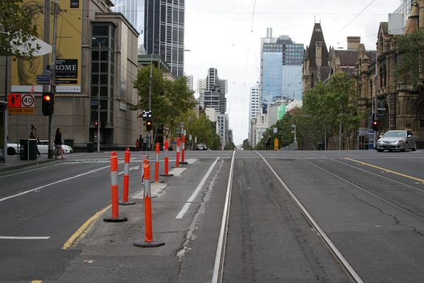 Stop 7 on La Trobe Street at Russell Street closed to passengers