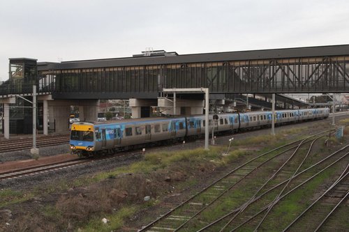 Alstom Comeng 492M departs West Footscray on the up