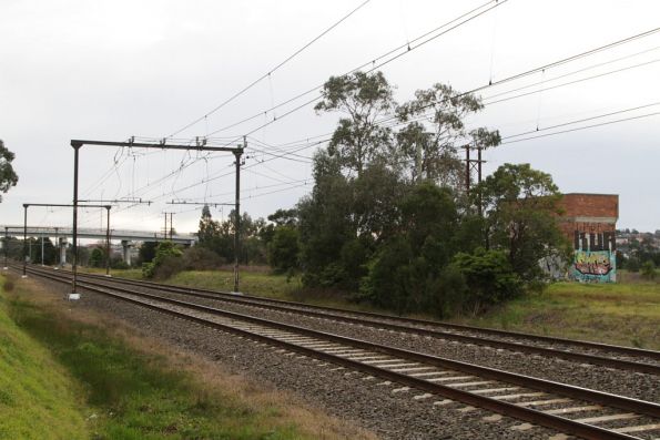 Beaconsfield tie station: traction feeders and equipment hut