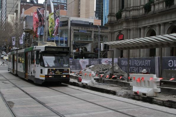 B2.2047 passes reconstruction work at the Bourke and Elizabeth Street platform stop