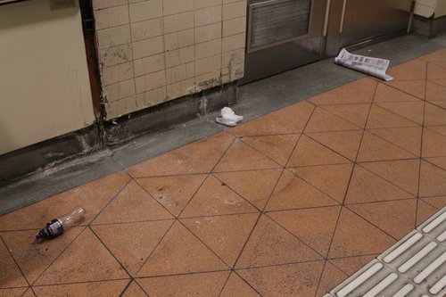 Rubbish bins also removed from Flagstaff station