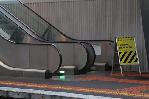 Escalators to North Melbourne platform 6 out of order yet again