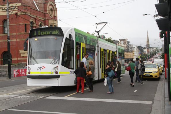 D1.3518 picks up outbound route 8 passengers at South Yarra station