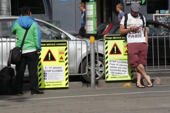 'Stop closing' notice for southbound route 96 passengers at the corner of Spencer and Flinders Street