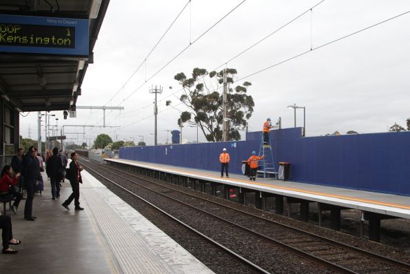 'Temporary' platform in place at St Albans platform 2