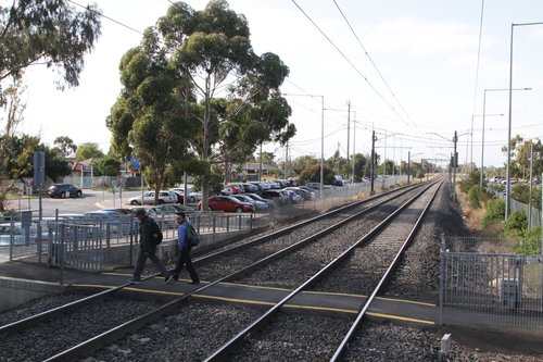 Possibly the last new level crossing to be built in Melbourne